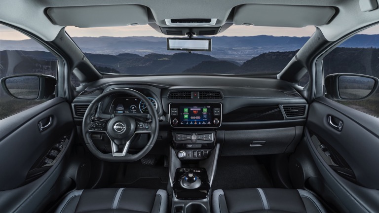 Nissan Leaf e interior