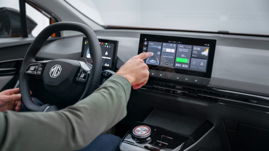 MG MG4 Electric 51 kWh interior