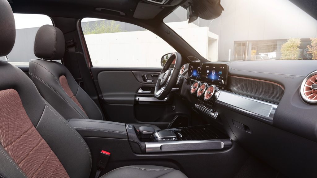 Mercedes Benz EQB 250 interior