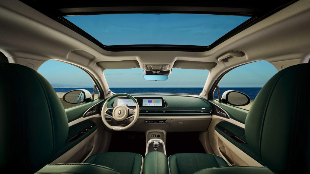 GWM ORA 03 63 kWh interior