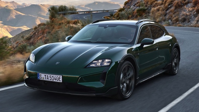 Porsche Taycan 4 Cross Turismo review