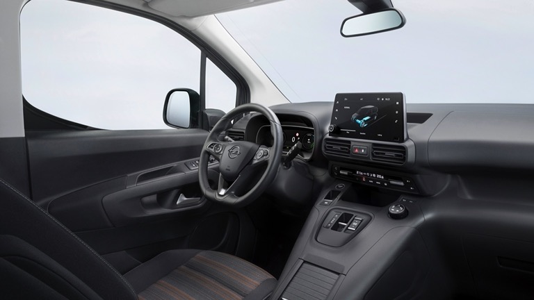 Vauxhall Combo Electric 50 kWh interior