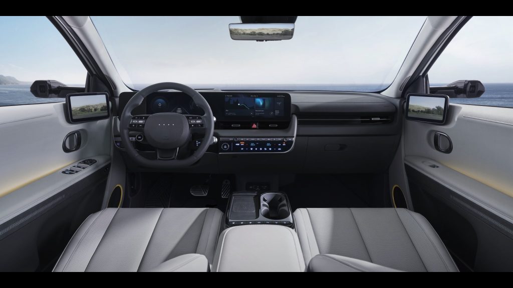 Hyundai IONIQ 5 84 kWh AWD interior