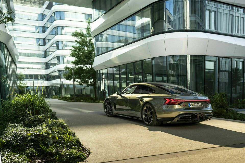 Audi e-tron GT RS performance