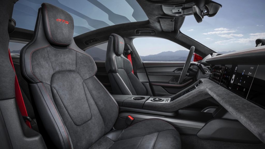 Porsche Taycan GTS interior