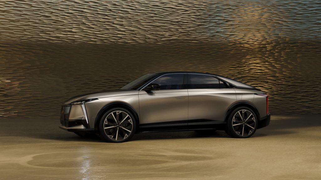 DS Automobiles N°8 FWD