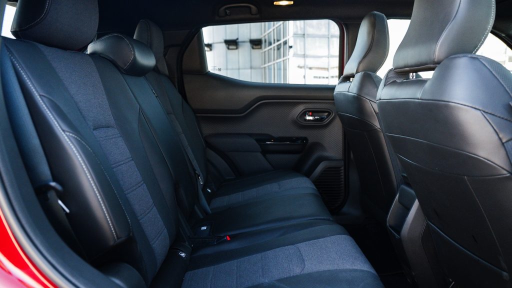 Suzuki e-Vitara 49 kWh interior