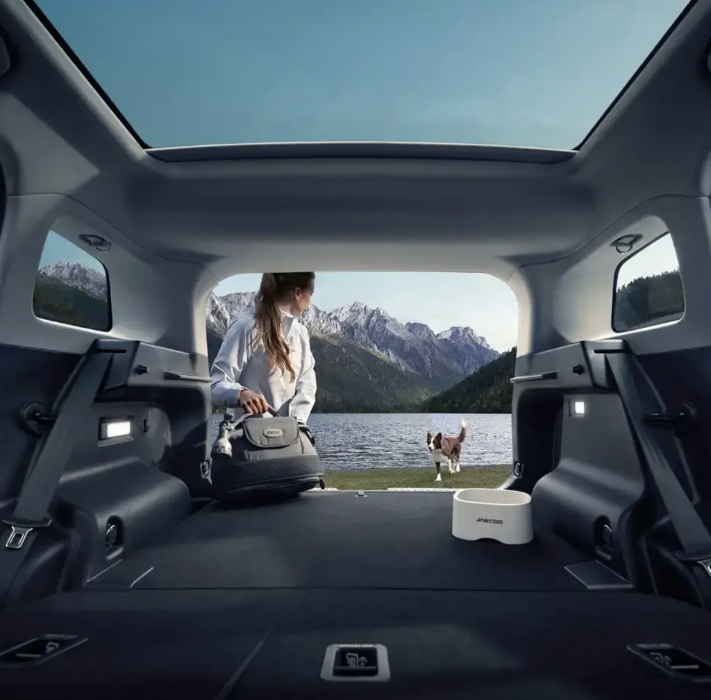 Jaecoo E5 Base interior