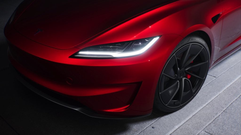 Tesla Model 3 Performance