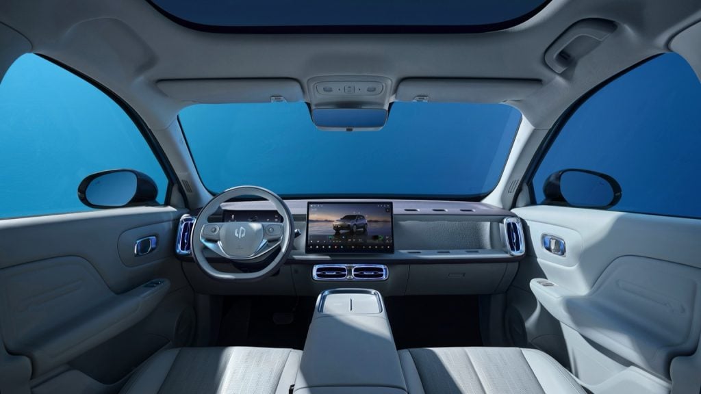 Leapmotor B10 56.2 kWh interior