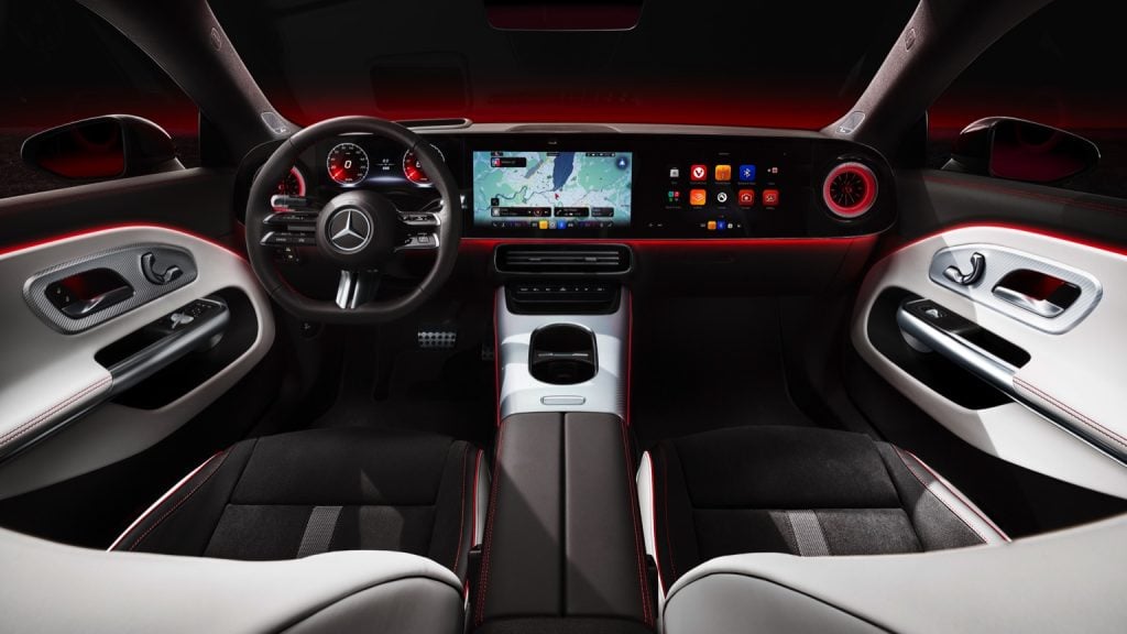 Mercedes-Benz CLA 350 4MATIC interior
