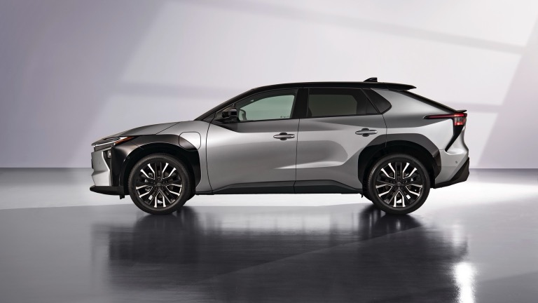 Toyota bZ4X FWD 57.7 kWh