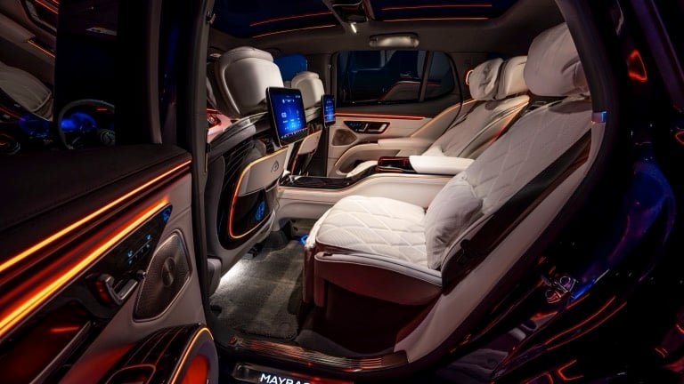 Mercedes-Benz EQS SUV Maybach 680